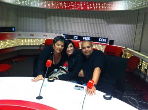 Pilar Tabares, IreneB y Frankie Biggz en el estreno de "V.I.P."
